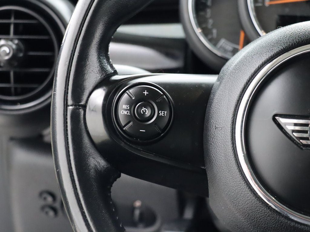 2019 MINI Cooper Signature