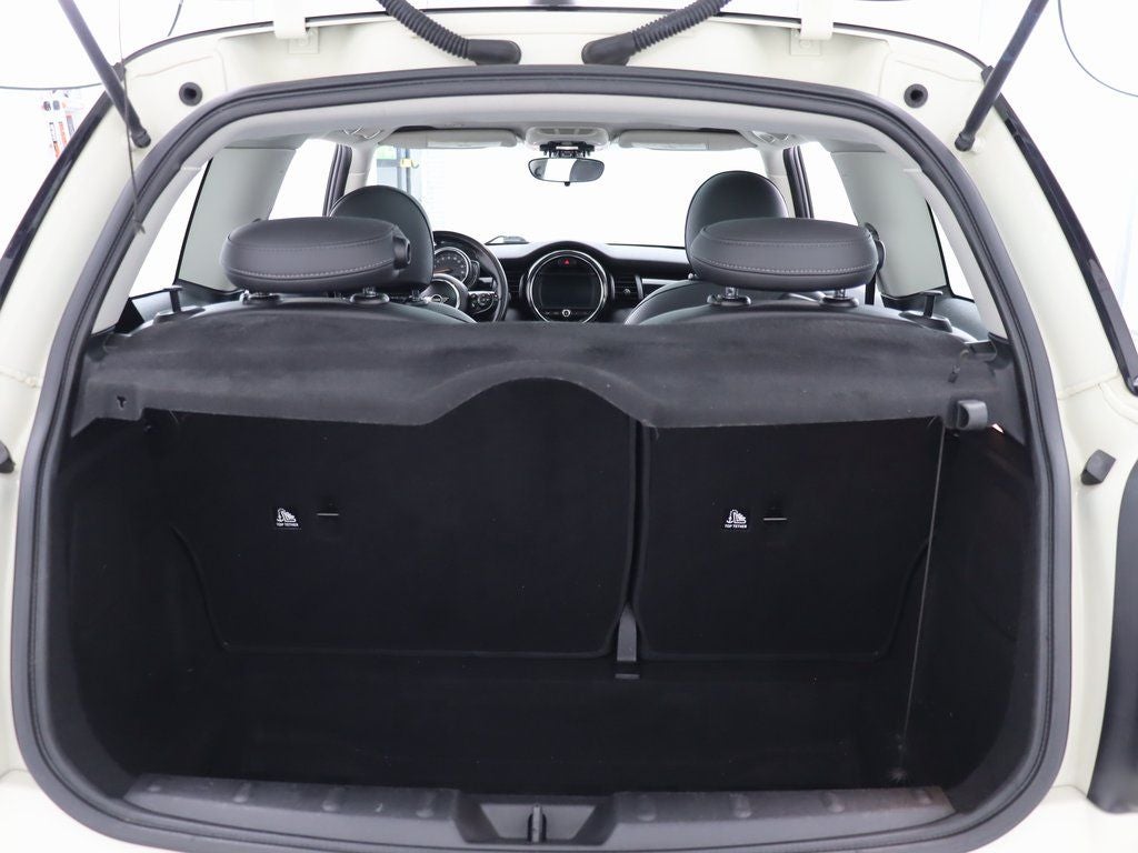 2019 MINI Cooper Signature