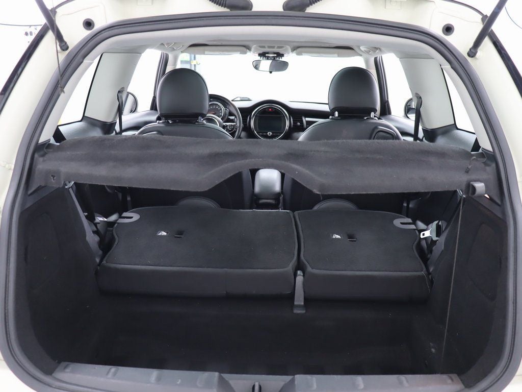 2019 MINI Cooper Signature