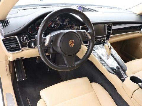 2016 Porsche Panamera 4 Navigation