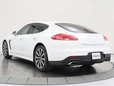 2016 Porsche Panamera 4 Navigation