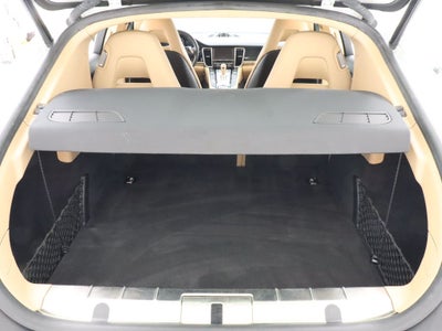 2016 Porsche Panamera 4 Navigation