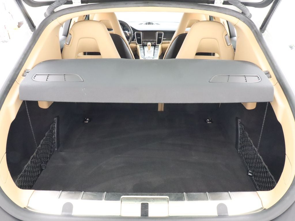 2016 Porsche Panamera 4 Navigation