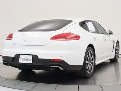 2016 Porsche Panamera 4 Navigation