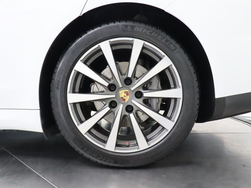 2016 Porsche Panamera 4 Navigation