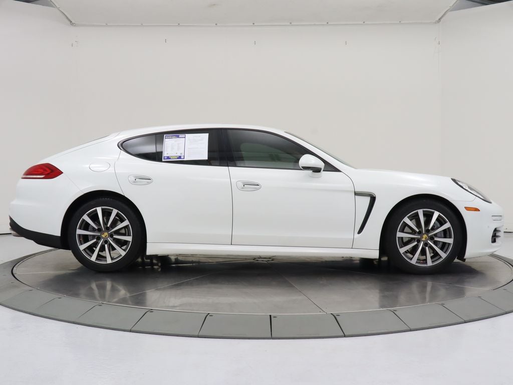 2016 Porsche Panamera 4 Navigation
