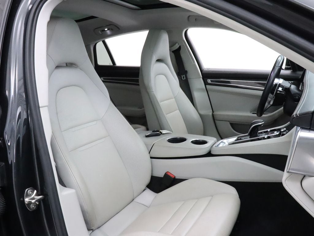 2018 Porsche Panamera 4S AWD Navigation