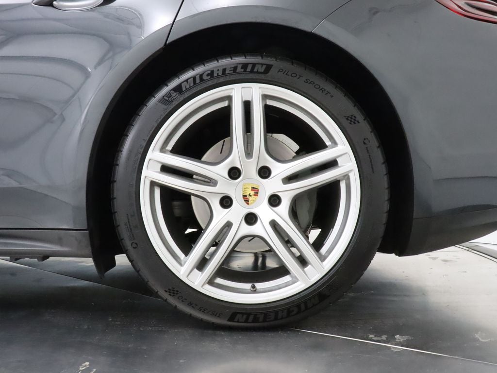 2018 Porsche Panamera 4S AWD Navigation