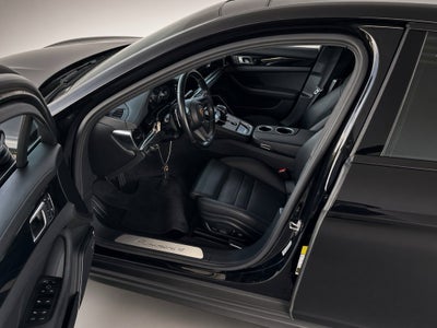 2022 Porsche Panamera 4