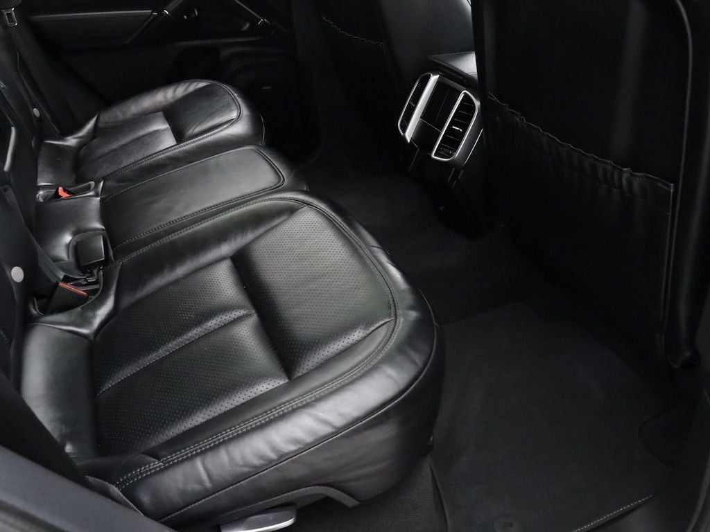 2016 Porsche Cayenne Base AWD Navigation