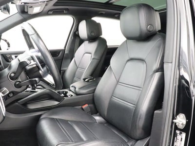 2019 Porsche Cayenne Base AWD Navigation