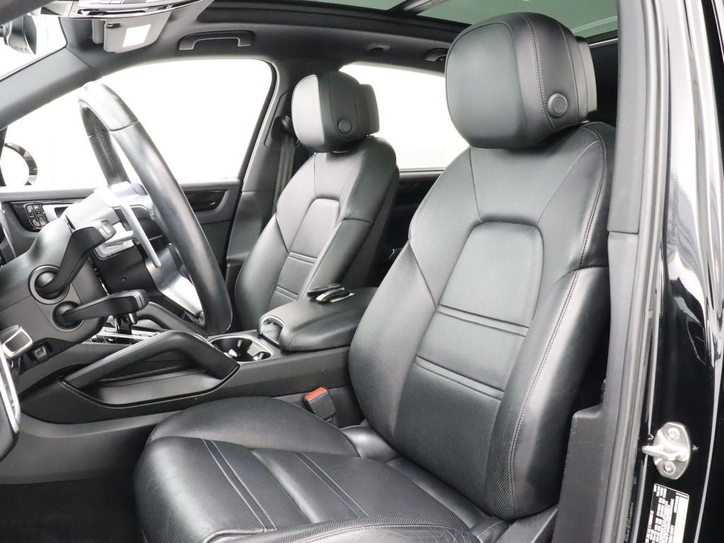 2019 Porsche Cayenne Base AWD Navigation