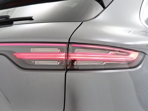 2023 Porsche Cayenne Base AWD Navigation