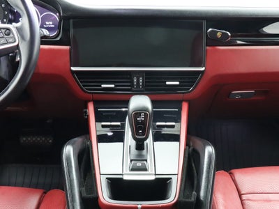 2023 Porsche Cayenne Base AWD Navigation