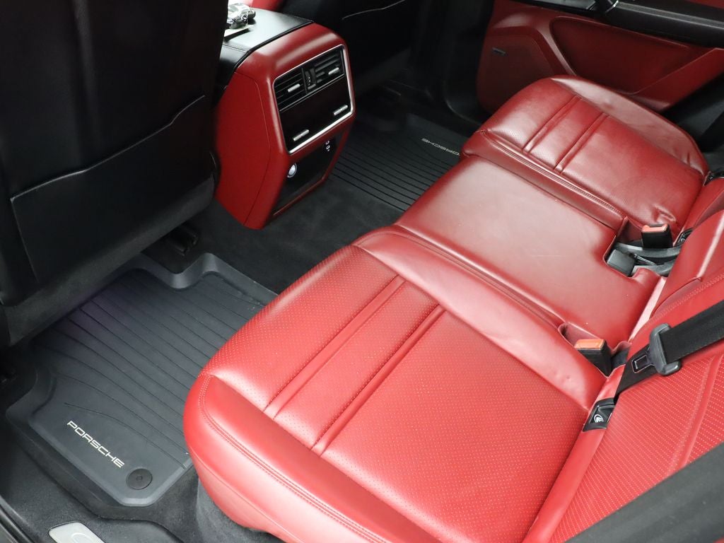 2023 Porsche Cayenne Base AWD Navigation