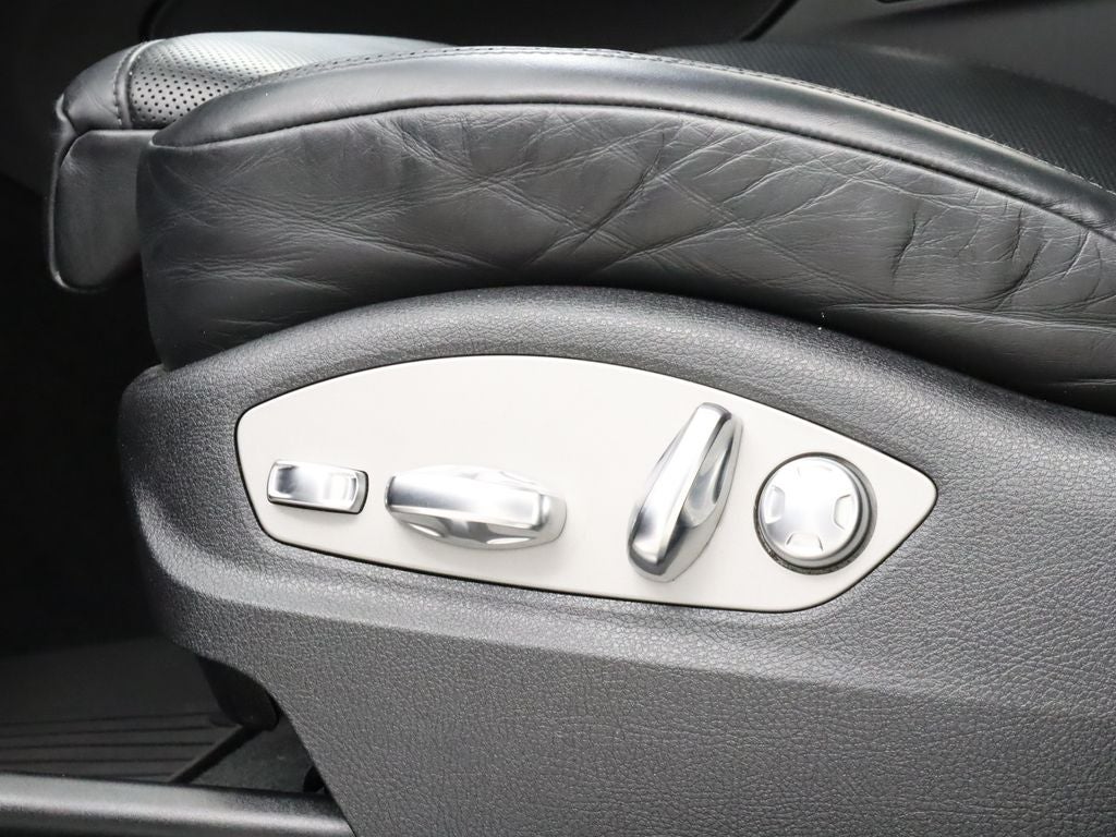 2020 Porsche Macan S AWD Navigation