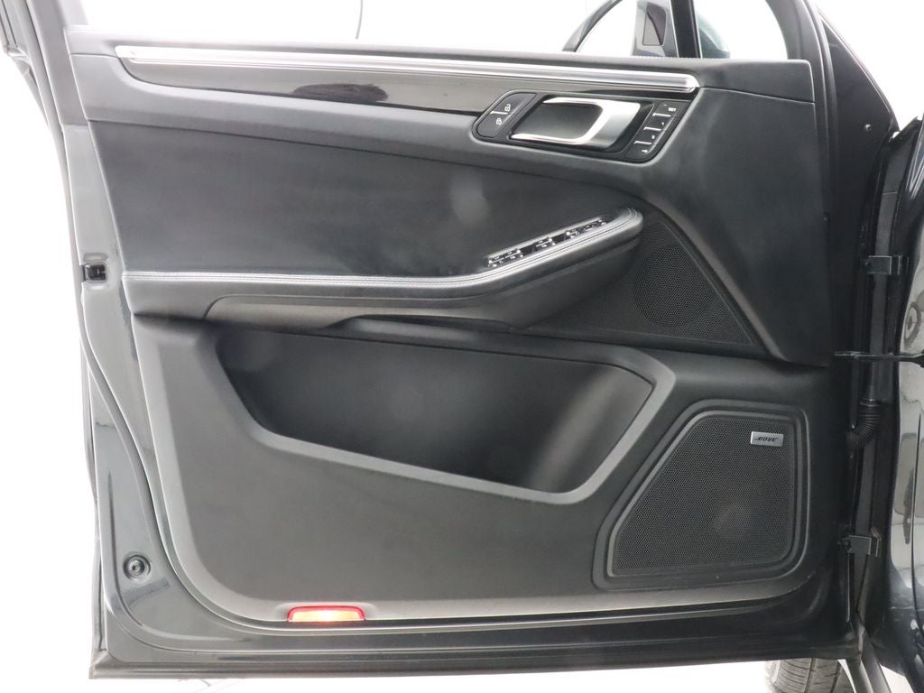 2020 Porsche Macan S AWD Navigation