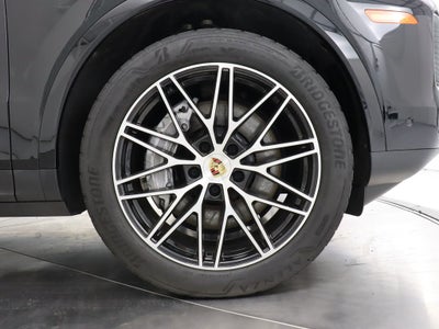 2024 Porsche Cayenne Coupe Base AWD