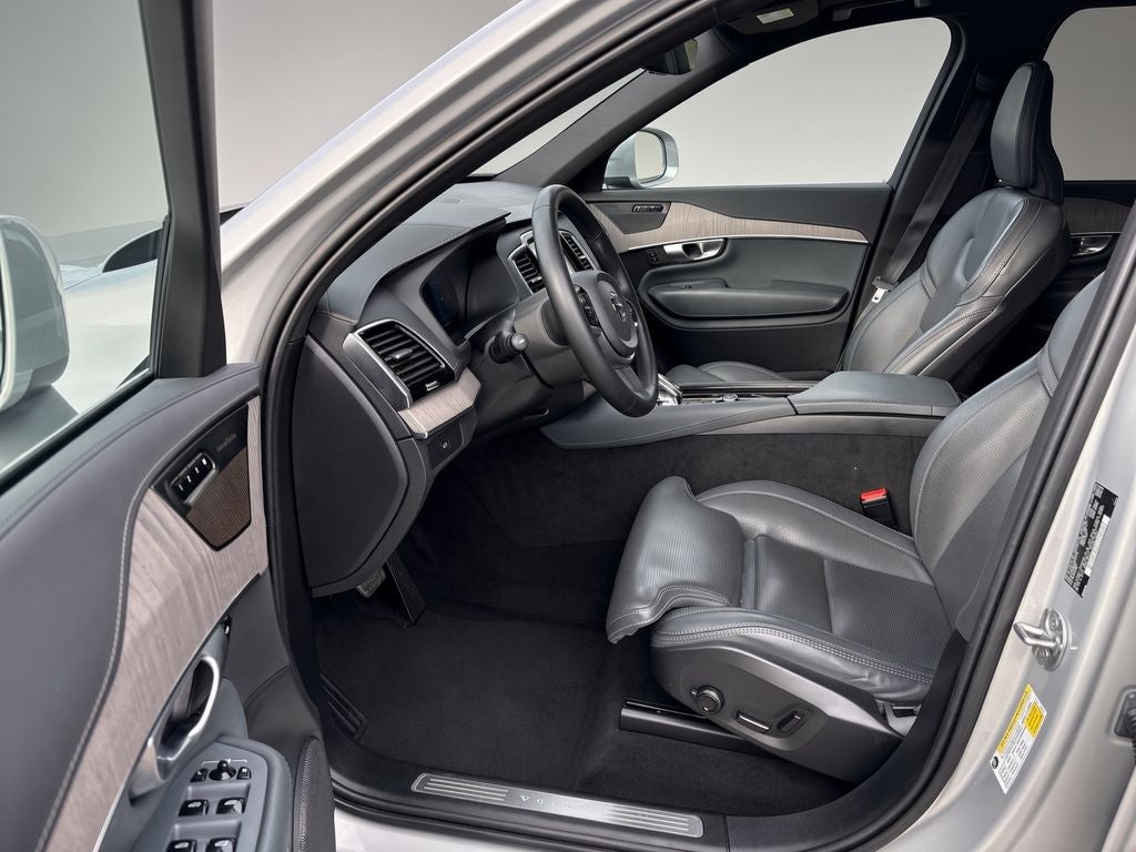 2024 Volvo XC90 Ultimate AWD Navigation