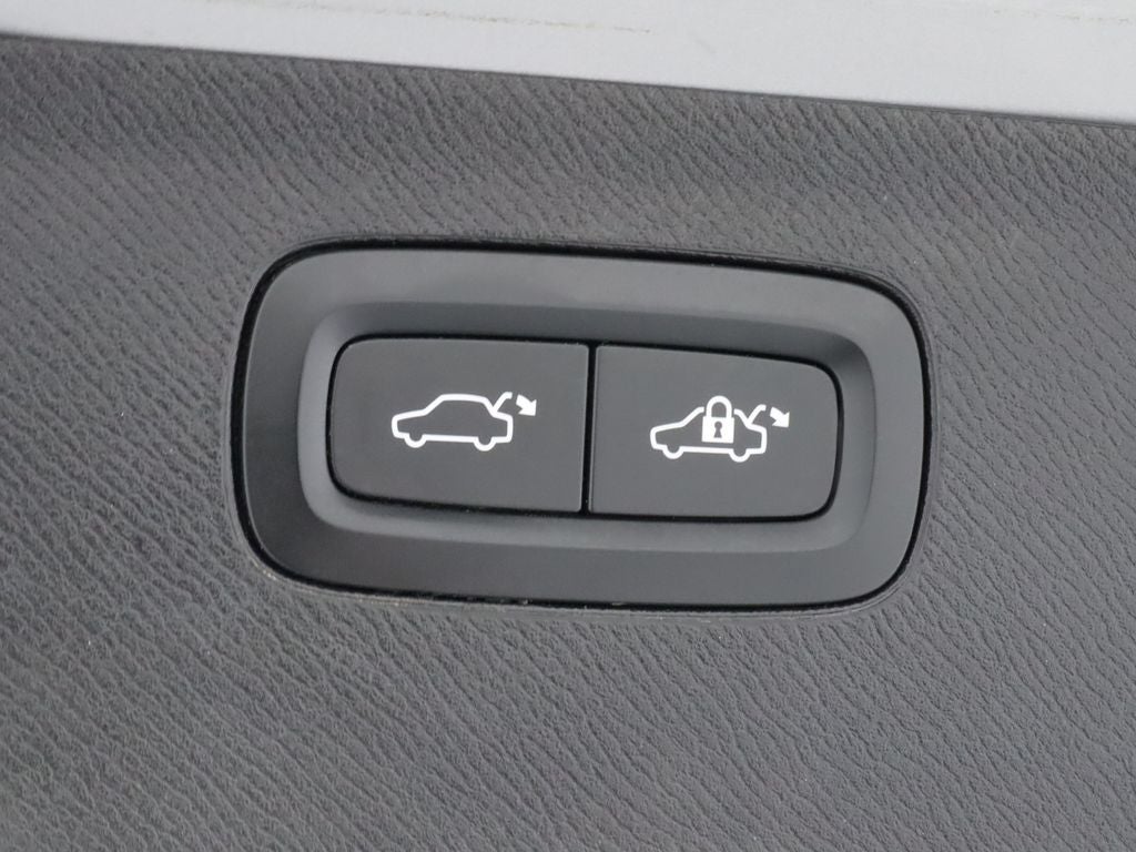 2024 Volvo XC90 Ultimate AWD Navigation