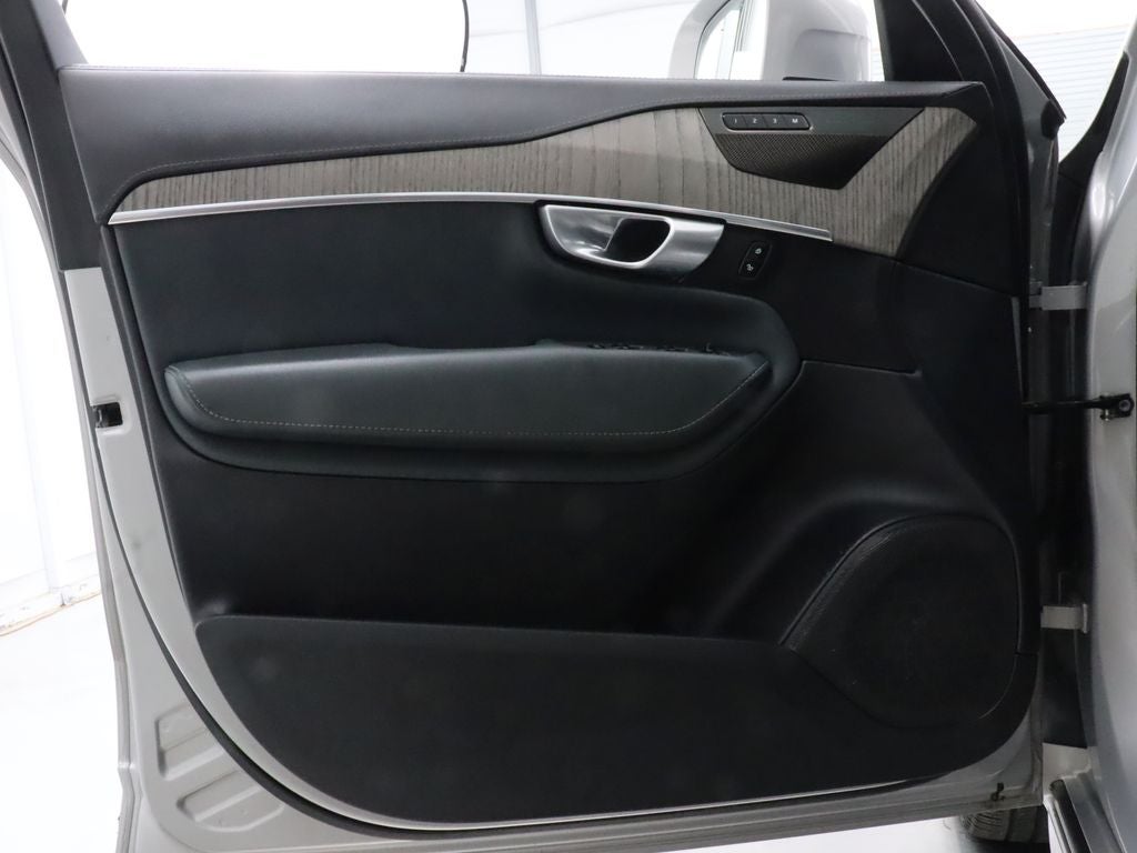 2024 Volvo XC90 Ultimate AWD Navigation