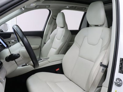2023 Volvo XC90 B6 Plus 7-Seater AWD Navigation