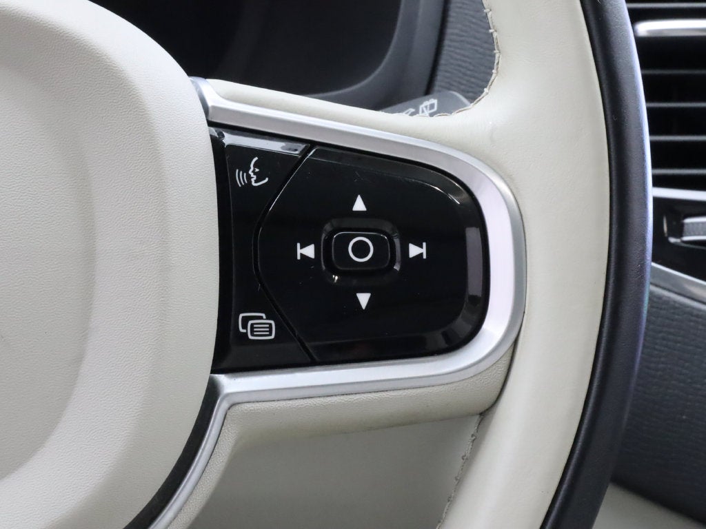 2023 Volvo XC90 B6 Plus 7-Seater AWD Navigation