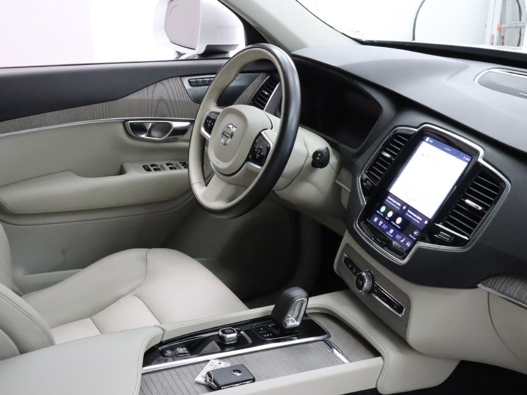 2023 Volvo XC90 B6 Plus 7-Seater AWD Navigation