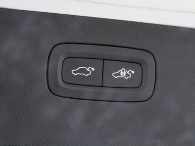 2023 Volvo XC90 B6 Plus 7-Seater AWD Navigation