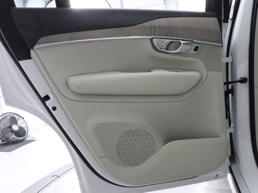 2023 Volvo XC90 B6 Plus 7-Seater AWD Navigation