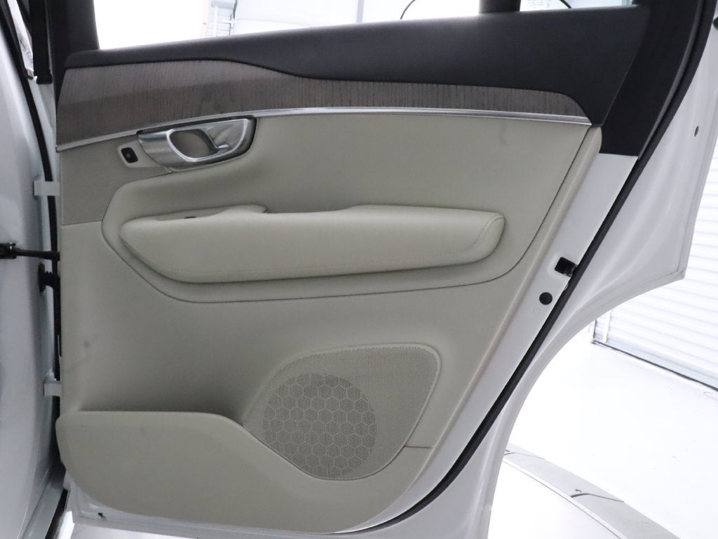 2023 Volvo XC90 B6 Plus 7-Seater AWD Navigation