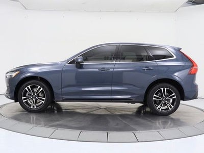 2021 Volvo XC60 T5 Momentum Navigation