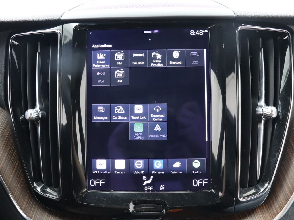 2021 Volvo XC60 T5 Momentum Navigation