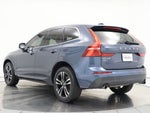 2021 Volvo XC60 T5 Momentum Navigation