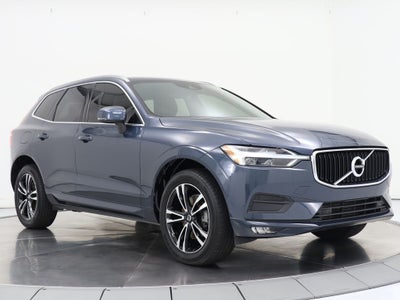 2021 Volvo XC60 T5 Momentum Navigation