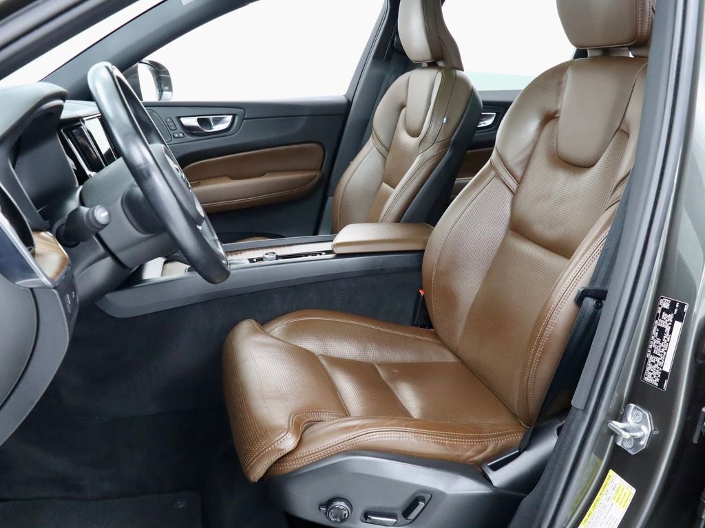 2021 Volvo XC60 T5 Inscription AWD Navigation