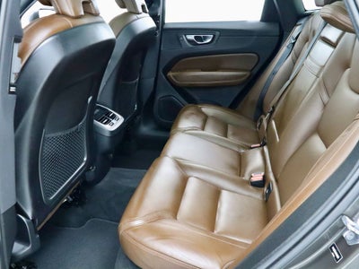 2021 Volvo XC60 T5 Inscription AWD Navigation