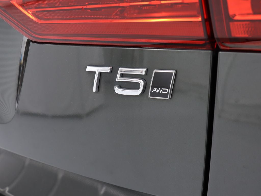 2021 Volvo XC60 T5 Inscription AWD Navigation