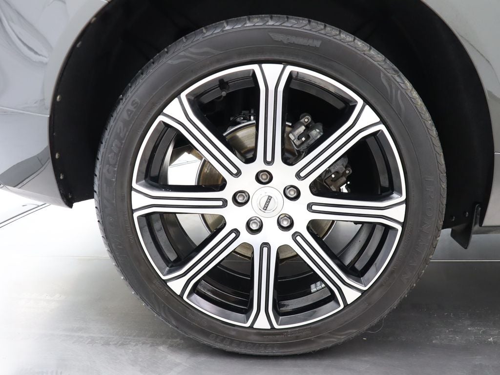 2021 Volvo XC60 T5 Inscription AWD Navigation