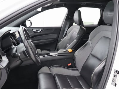 2020 Volvo XC60 T5 R-Design AWD Navigation