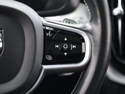 2020 Volvo XC60 T5 R-Design AWD Navigation