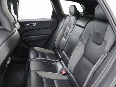 2020 Volvo XC60 T5 R-Design AWD Navigation