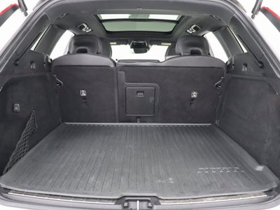 2020 Volvo XC60 T5 R-Design AWD Navigation