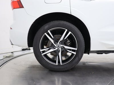 2020 Volvo XC60 T5 R-Design AWD Navigation