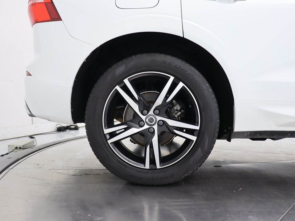 2020 Volvo XC60 T5 R-Design AWD Navigation
