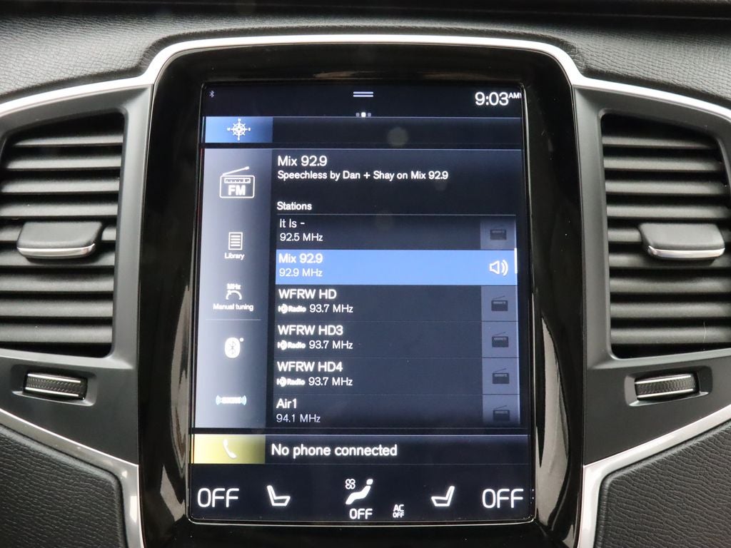 2021 Volvo XC90 T6 Momentum AWD Navigation