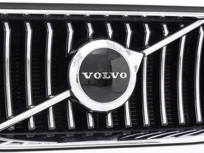 2021 Volvo XC90 T6 Momentum AWD Navigation