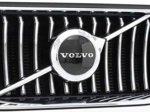 2021 Volvo XC90 T6 Momentum AWD Navigation