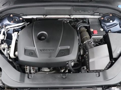 2018 Volvo XC60 T6 Momentum AWD Navigation