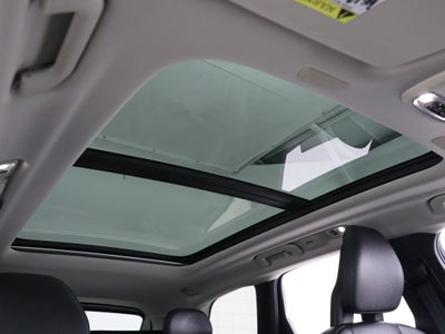 2018 Volvo XC60 T6 Momentum AWD Navigation